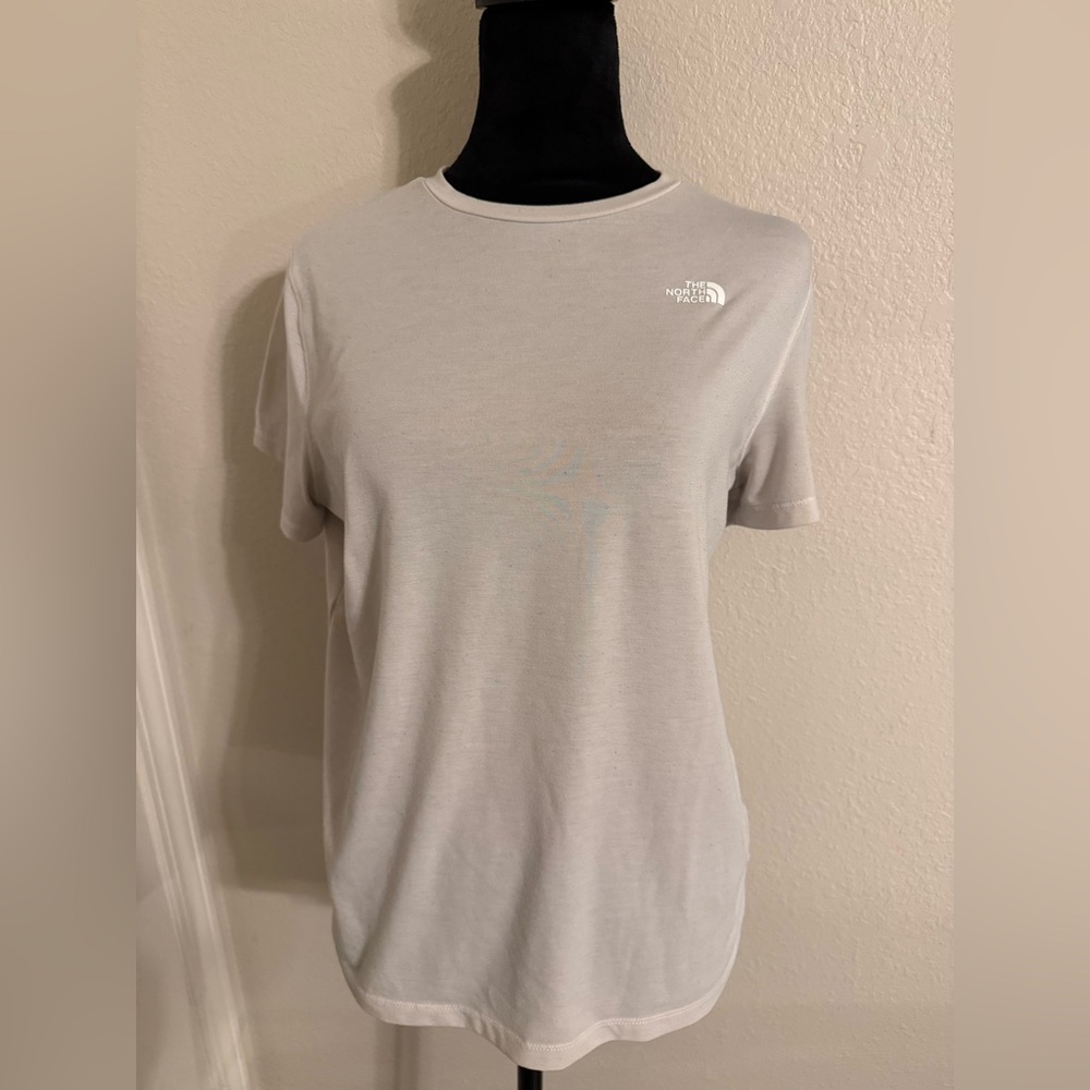 The North Face Women's Light Gray Short Sleeve Tee